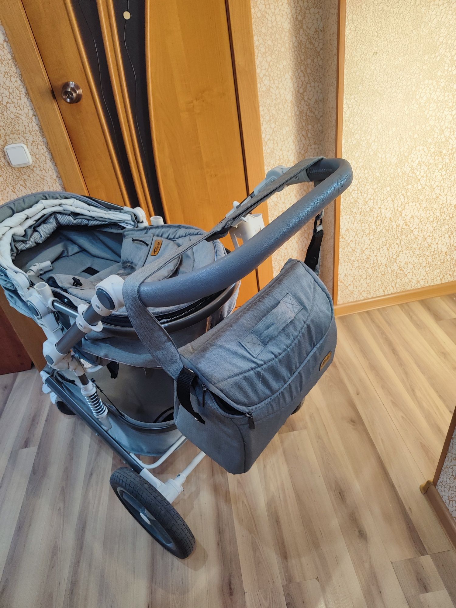 Коляска детская трансформер