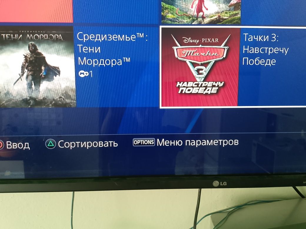 Ps 4 Slim 1TB в отличном состоянии