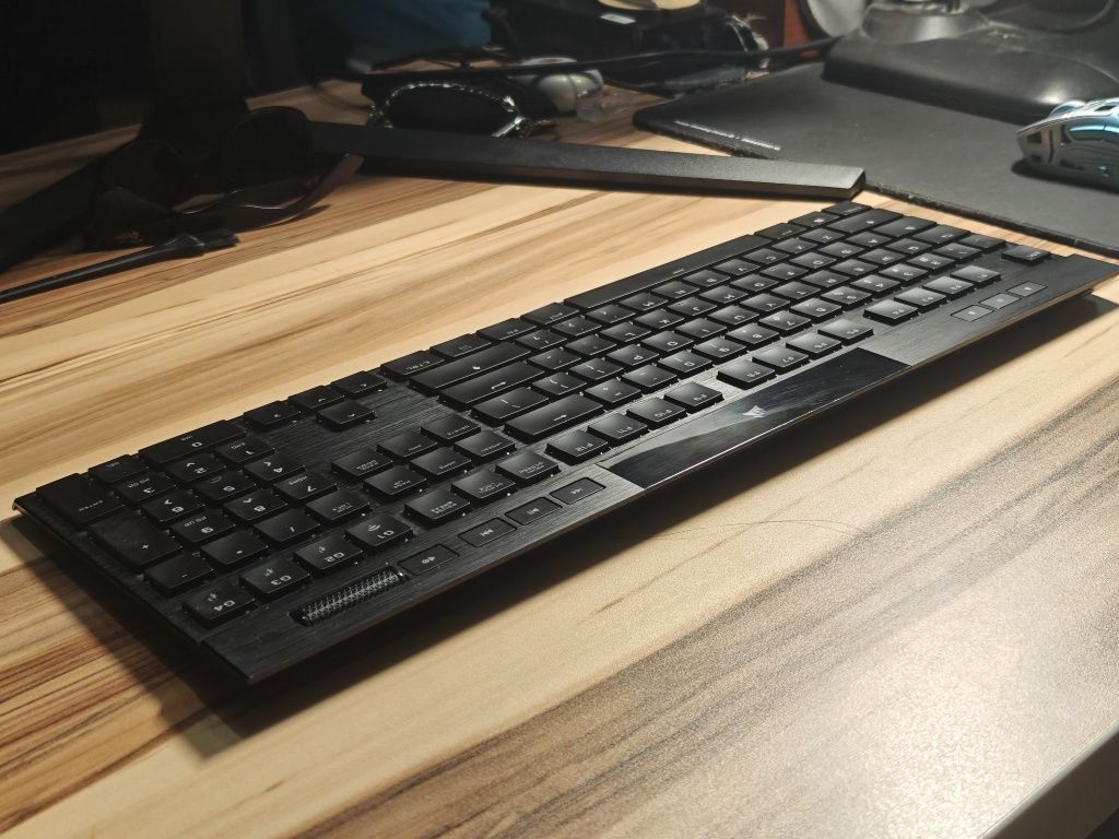 Механическая ножничная клавиатура Corsair K100 air