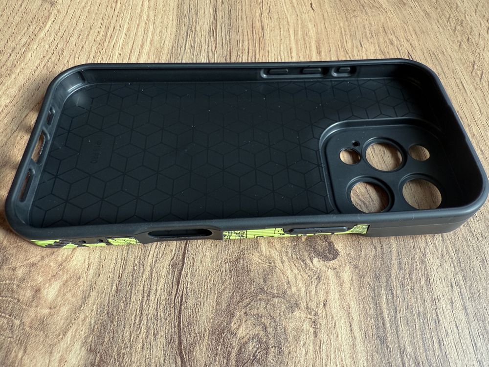 Чехлы Iphone 16 pro