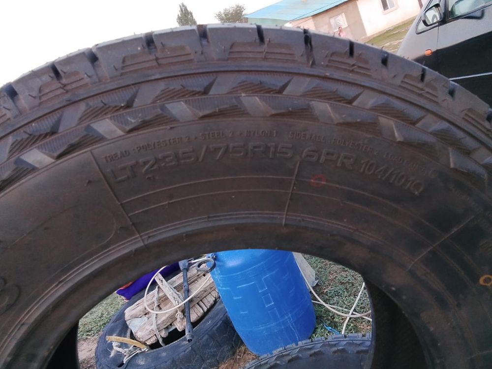 Продам шины новый