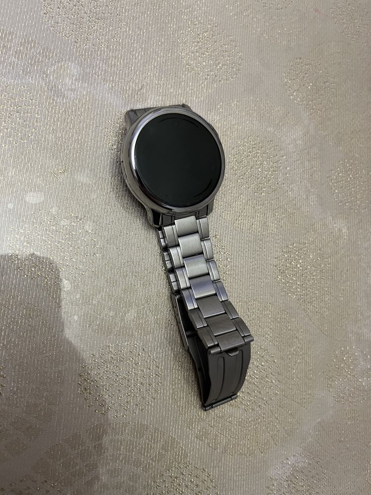 Samsung Galaxy Watch Active 2 | Умные часы в отличном состоянии