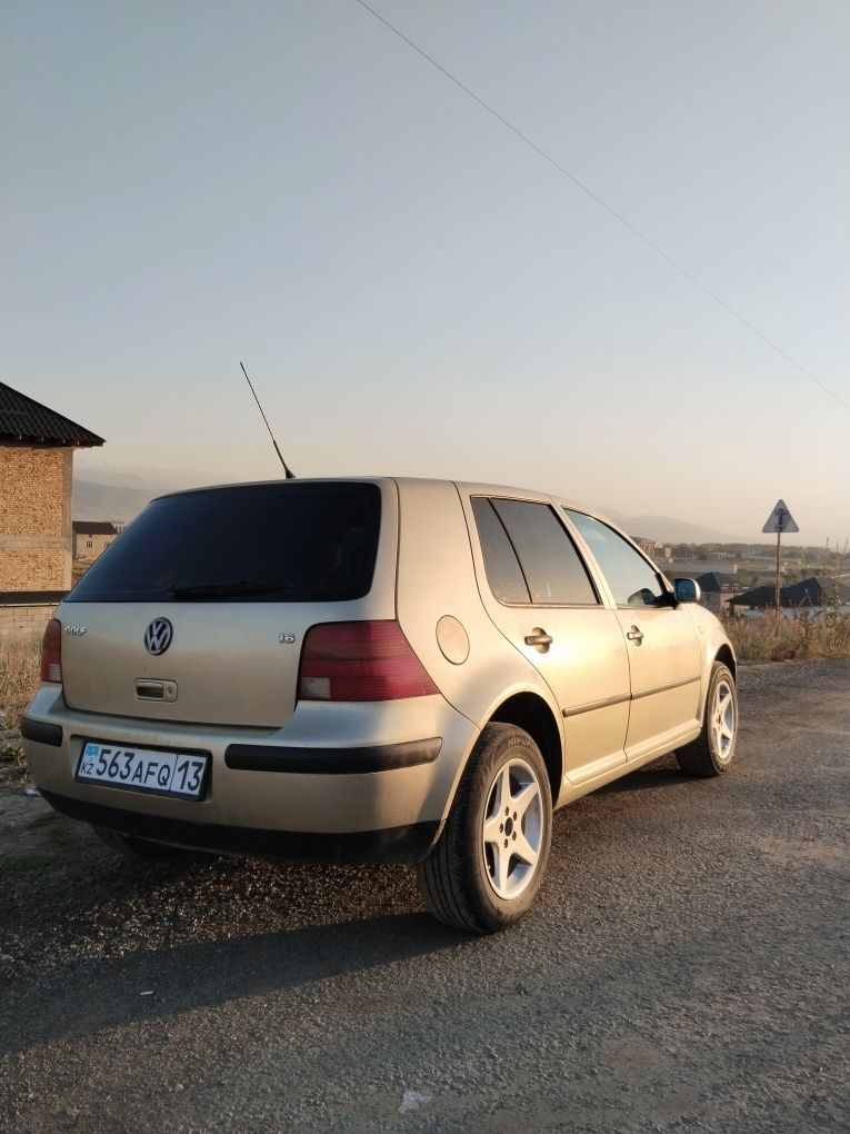 Продам машину Golf 4 2002г
