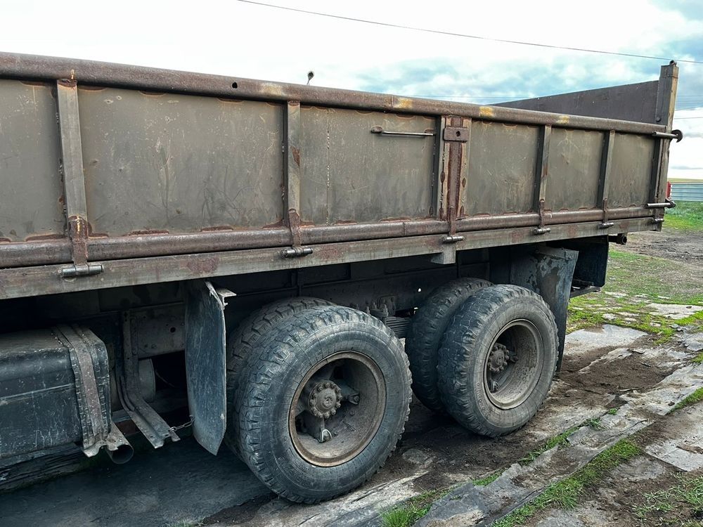 Продам  камаз ..