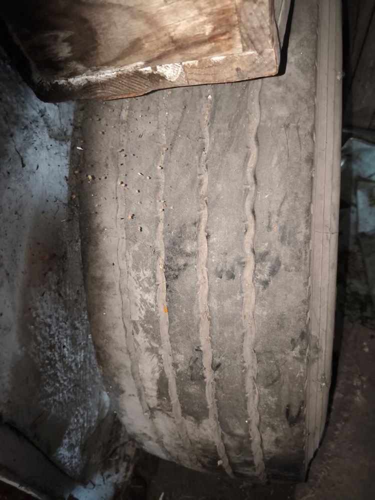 Продам шину с диском HANKOOK