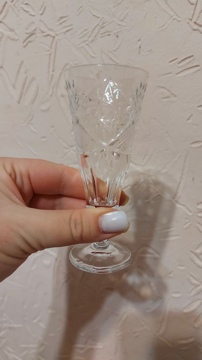 Продам хрустальные рюмки советские!!!