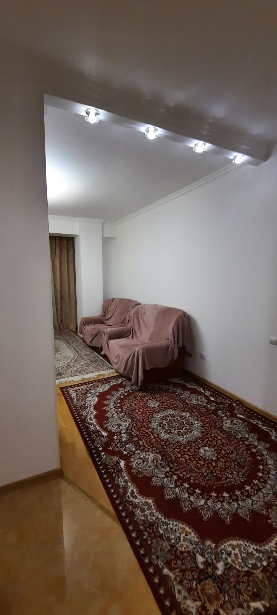Сдаю 2  ком кв жк Алтын Орда
