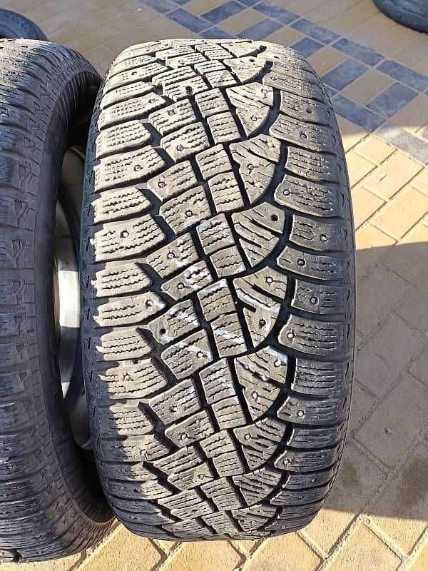 Шины 225/55 R17 - "Continental IceContact 2" (Германия), шипованные.