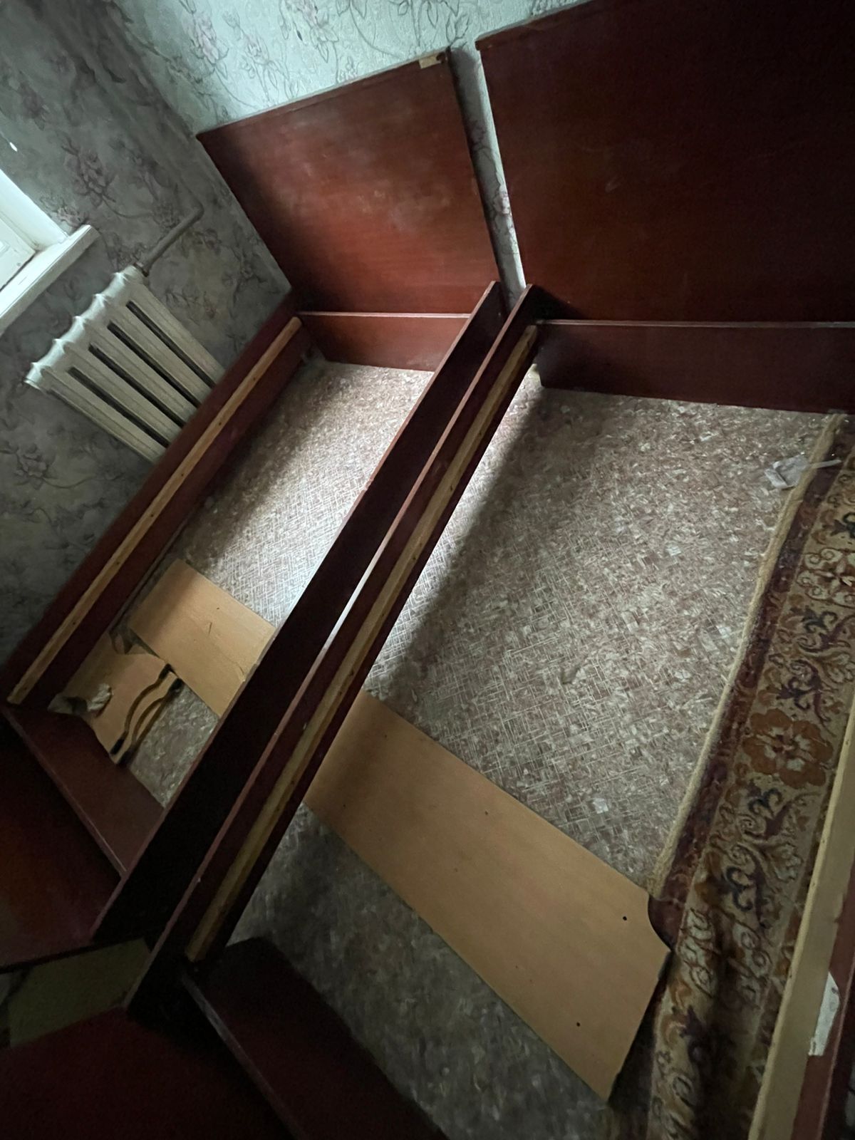 Кровати 1.5 стальные.