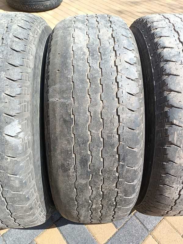 Шины 255/70 R15 - "Bridgestone Dueler H/T" (Япония), летние.