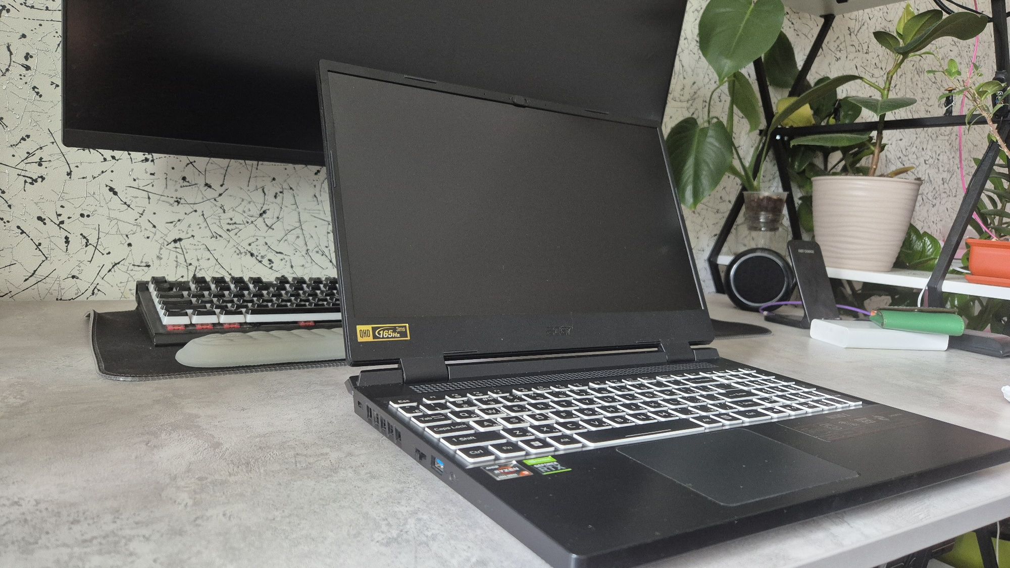 Продаю мощный игровой ноутбук Acer Nitro 5