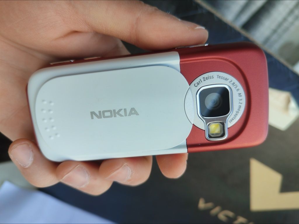 Легендарный Nokia N73
