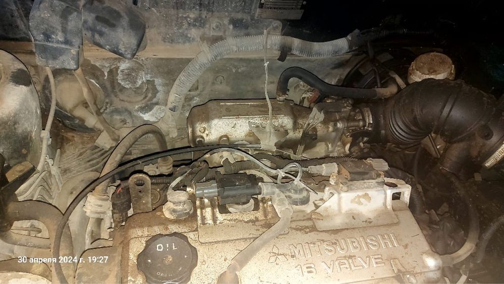 Продается Mitsubishi Carisma по запчастям!