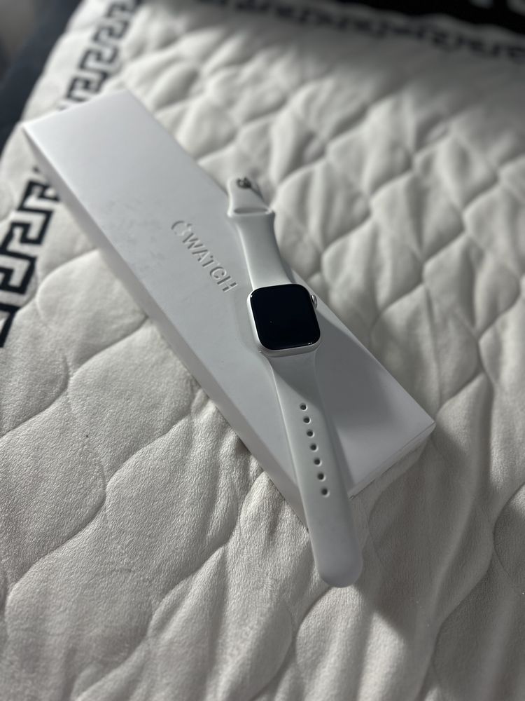Apple watch 8 серия
