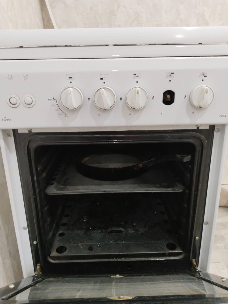Продам газовую плиту