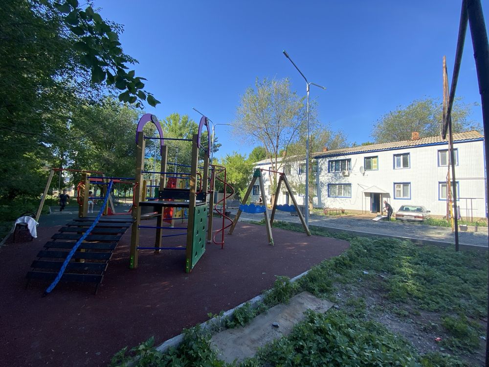 Продам 2-х комнтаную квартиру в п.Деркул
