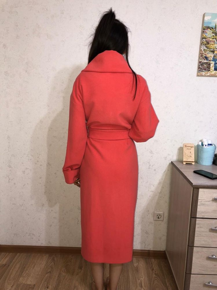Кожаный плащ и пальто кашемир