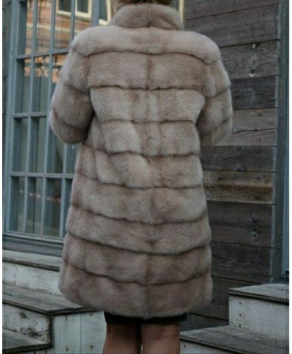 Продам норковую шубу