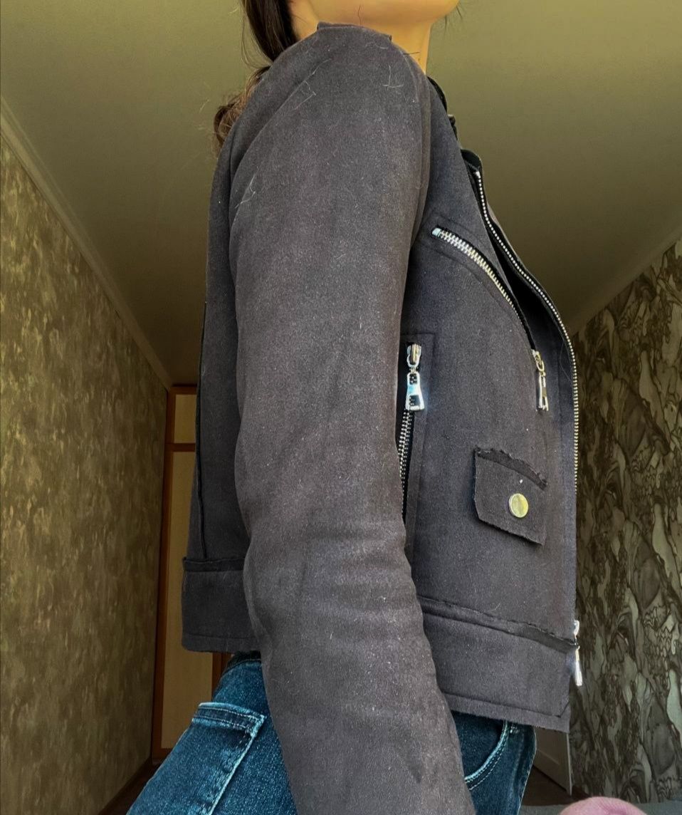 Продам одежду 1500