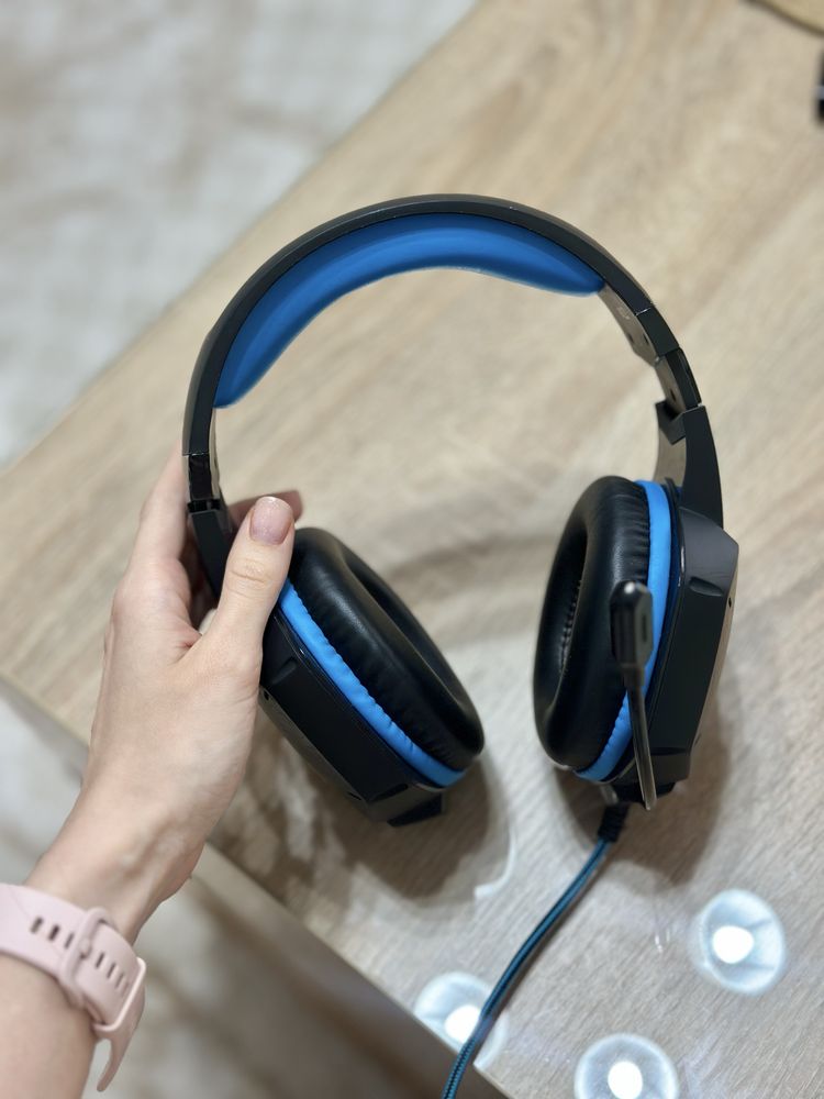 Наушники SVEN AP-U980MV черный