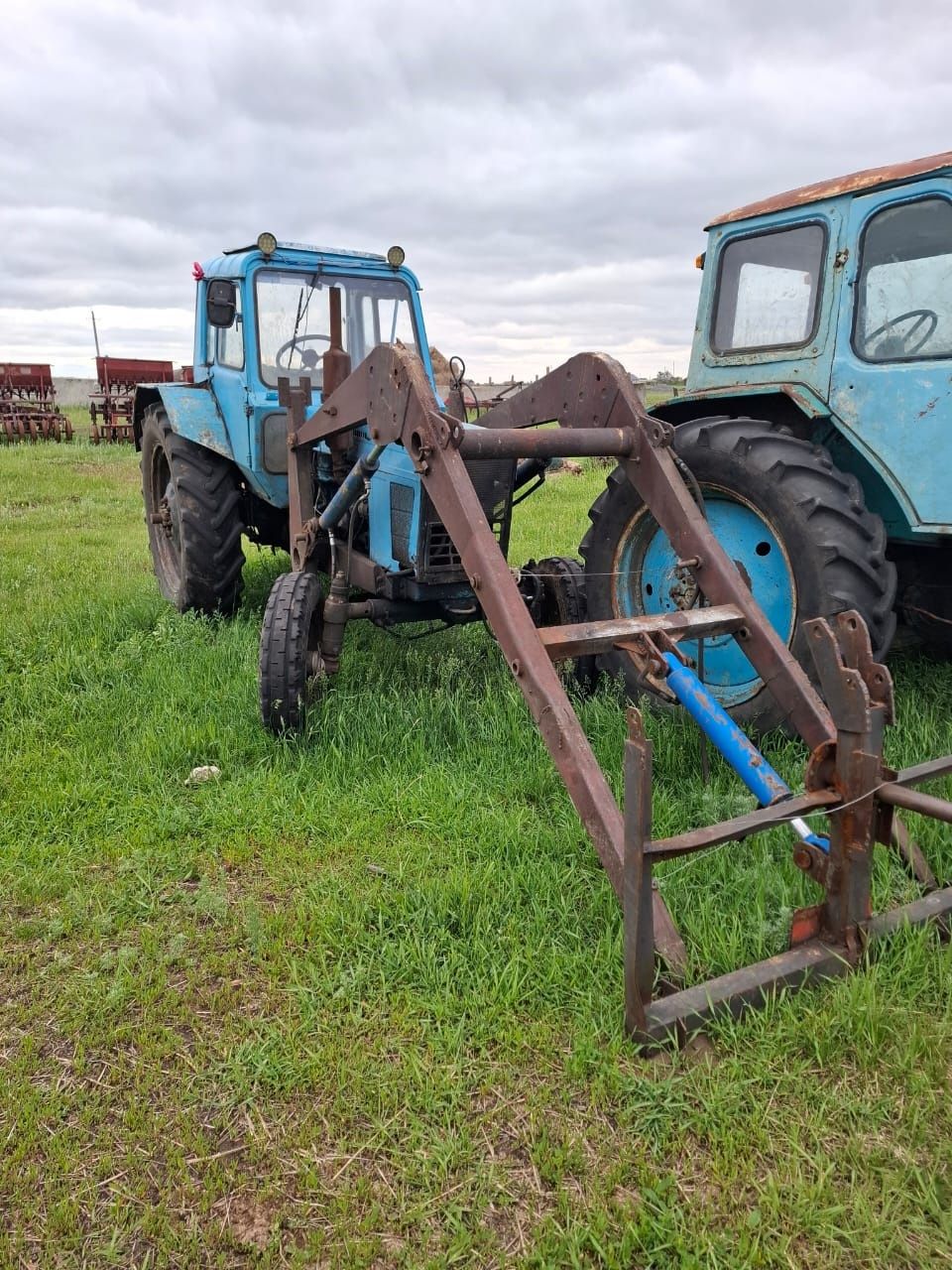 Продам МТЗ-80 с куном, прицепом