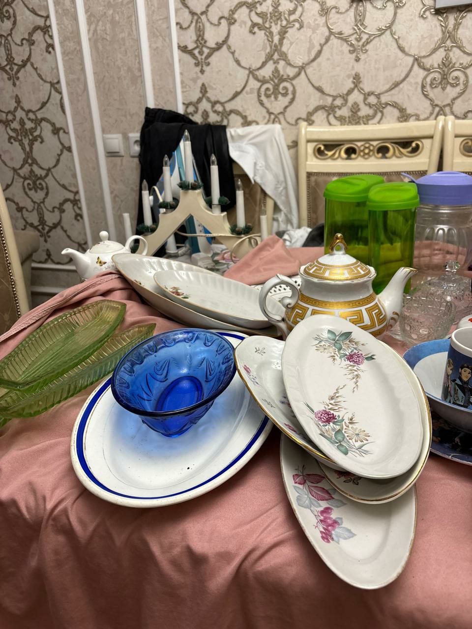 Продам кастрюли самовар и посуду
