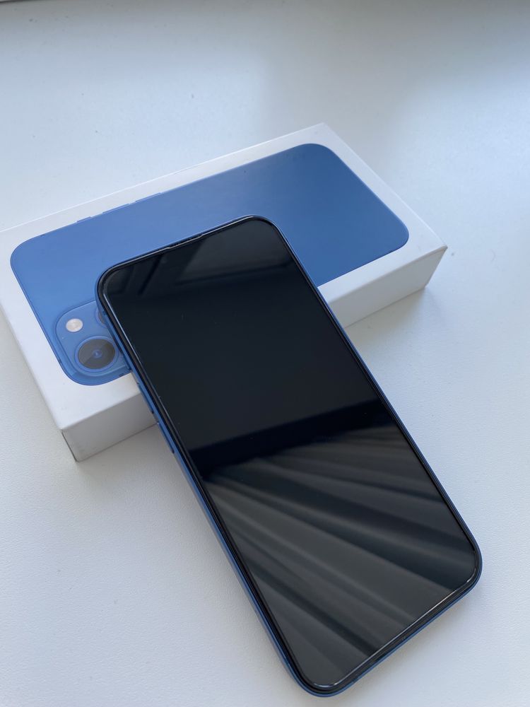 iPhone 13 продам