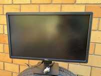 Монитор для компьетра Dell