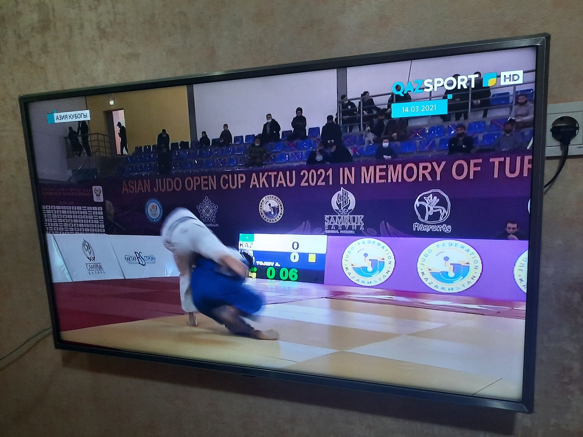 Смарт телевизор 3D