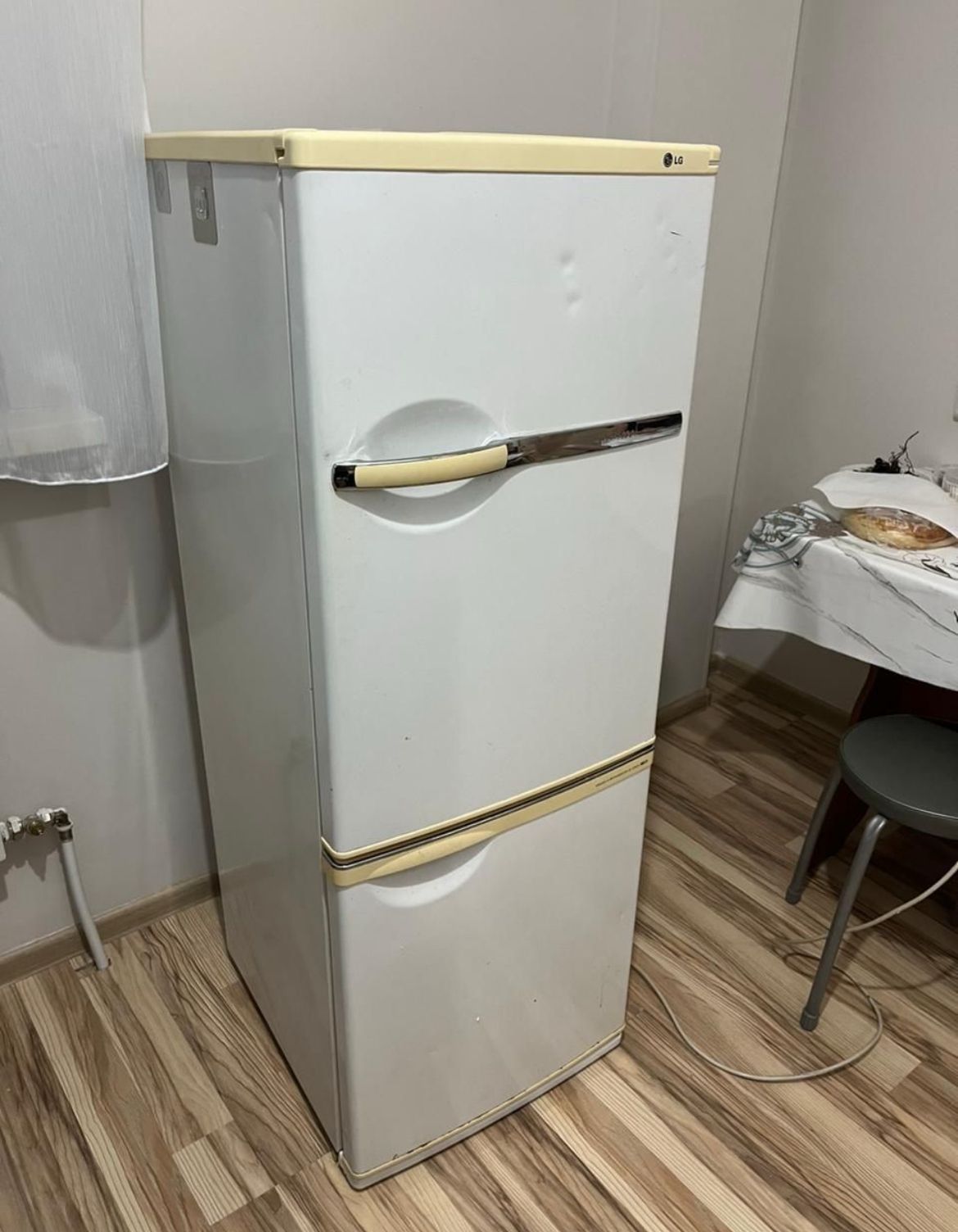 Холодильник LG в отличном состоянии