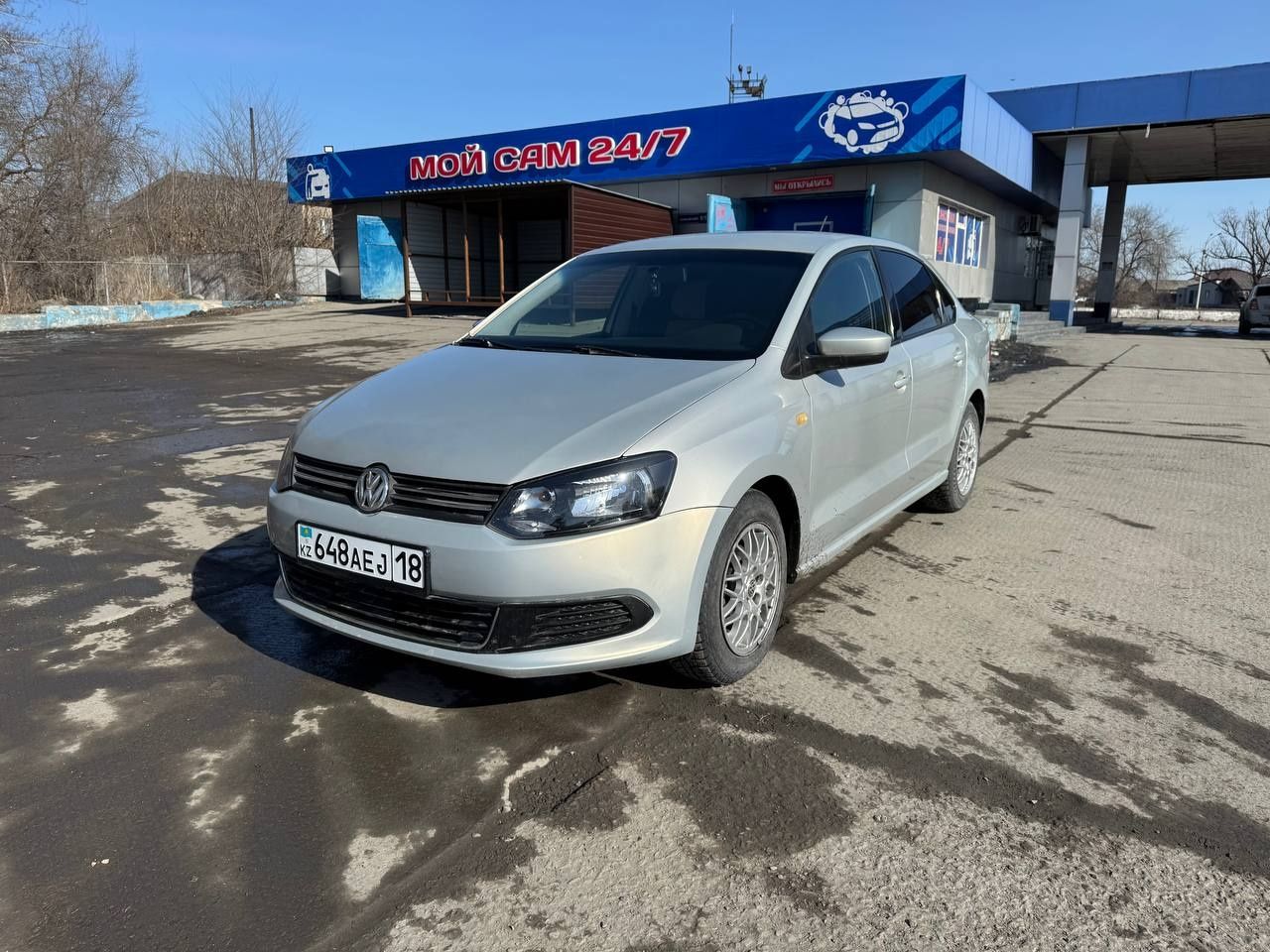 Volkswagen polo 2015 автомат