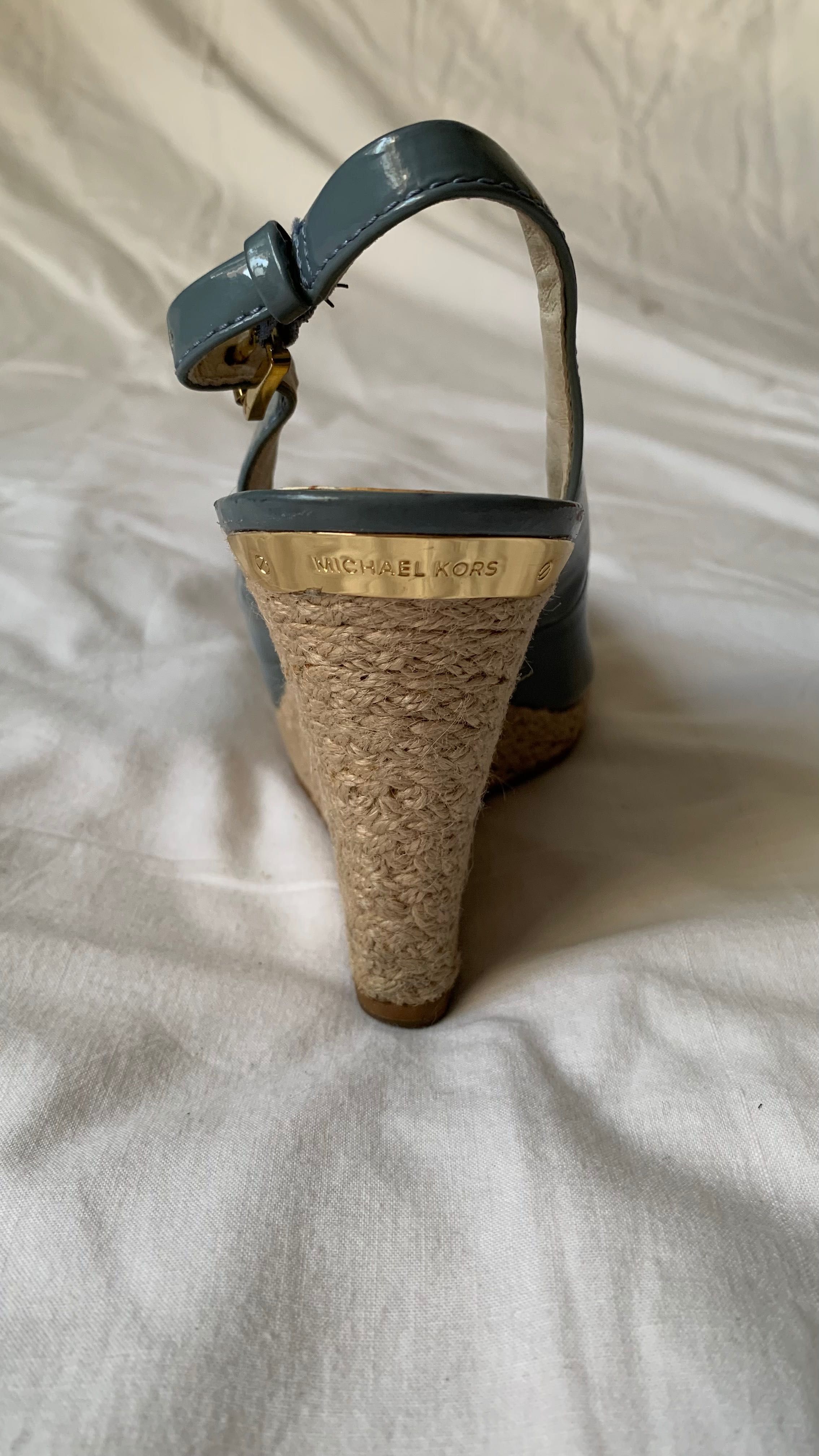 Продам обувь от известных брендов(Aldo,Michael Kors и т.д.)
