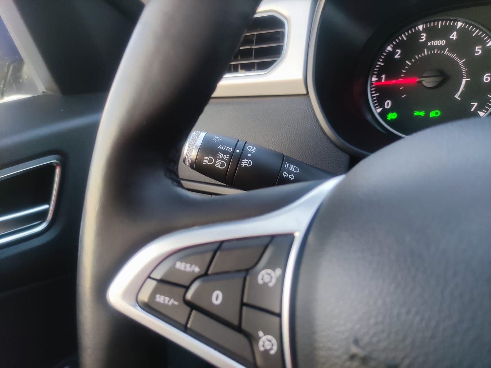 Продам Renault Arkana - полный привод - автомат