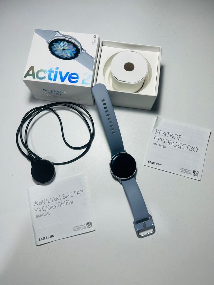 Смарт часы Samsung Active 2
