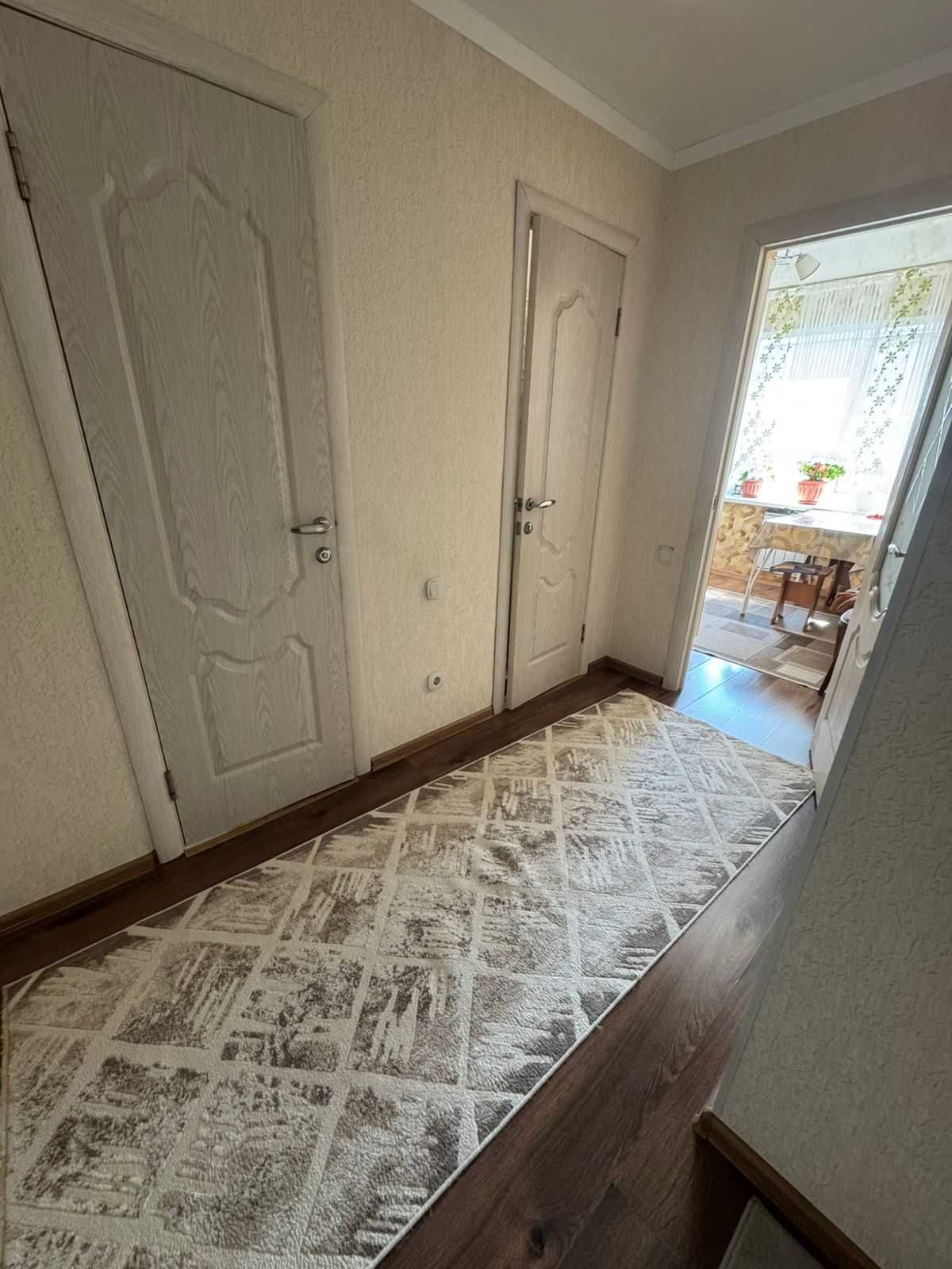 Продам 2 комнатную квартиру