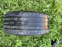 Продам пару шин 235/45/18