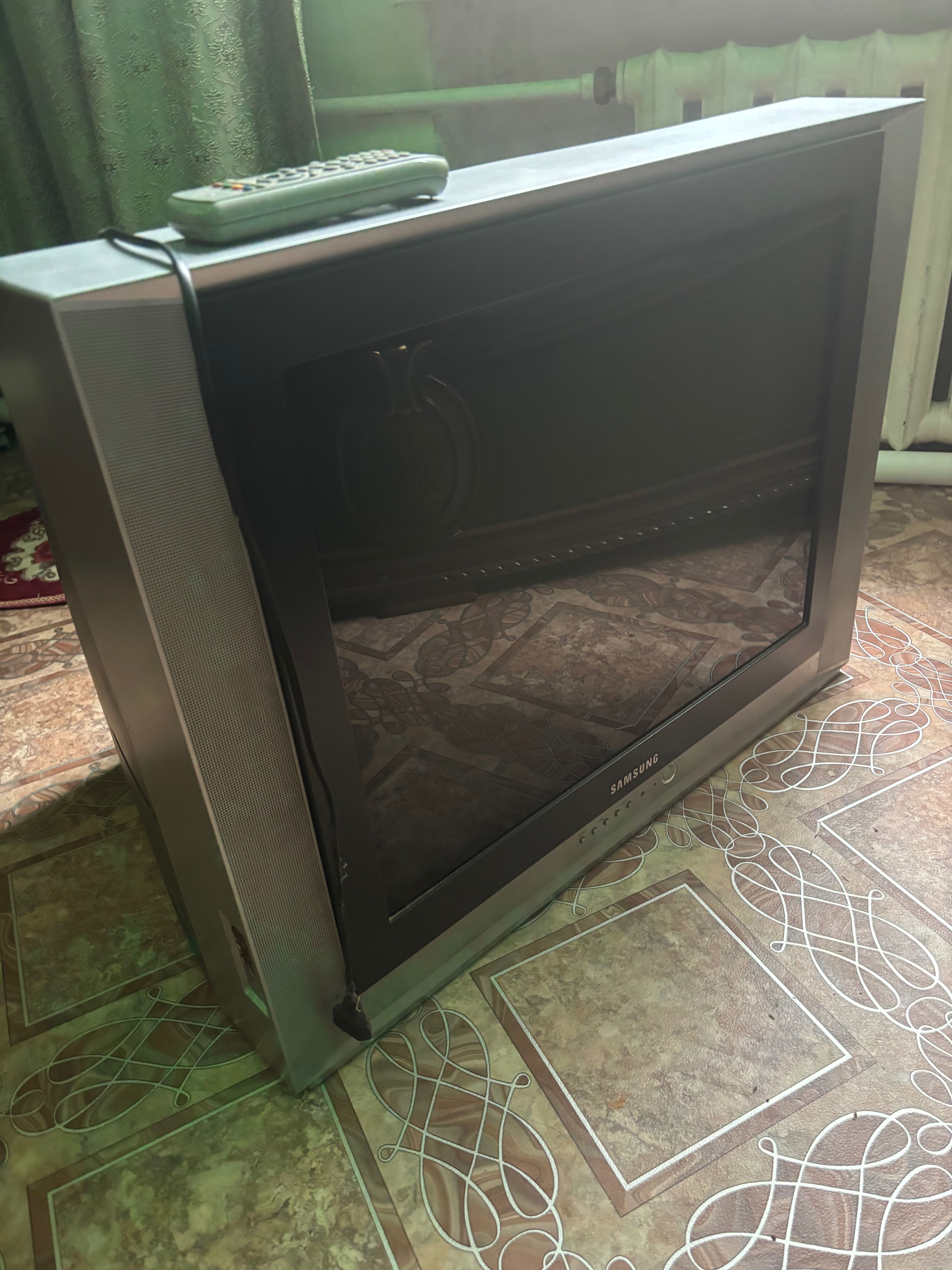 Продам телевизор