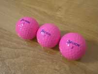 Мячи для гольфа «Srixon”.