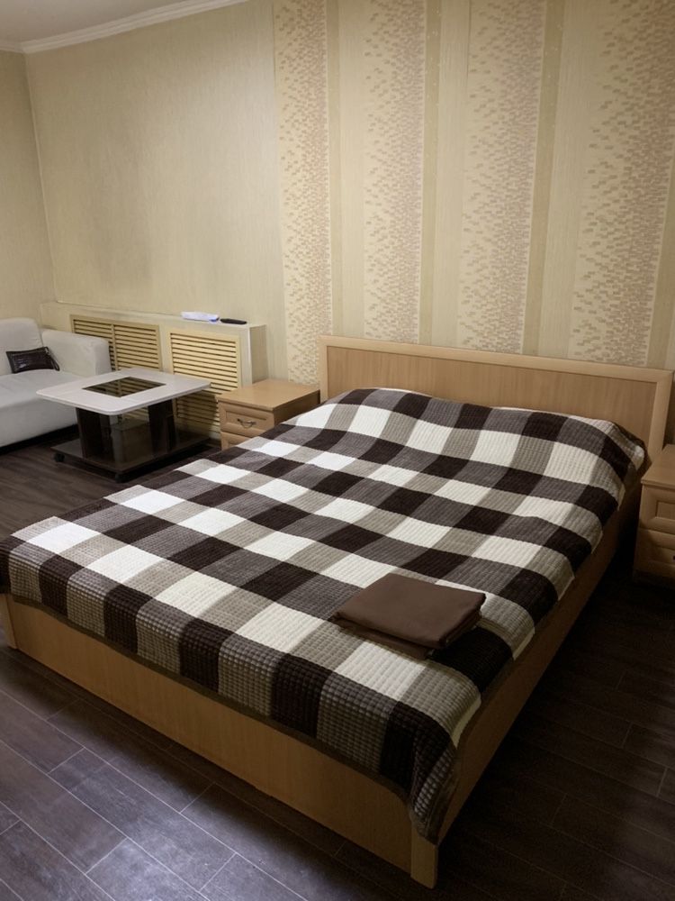 Почасово-посуточно.Ержанова,45кв,92кв,ра-он вокзала.