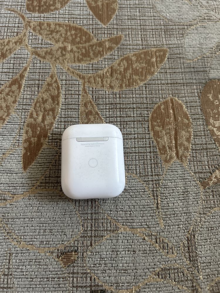 Наушники  AirPods