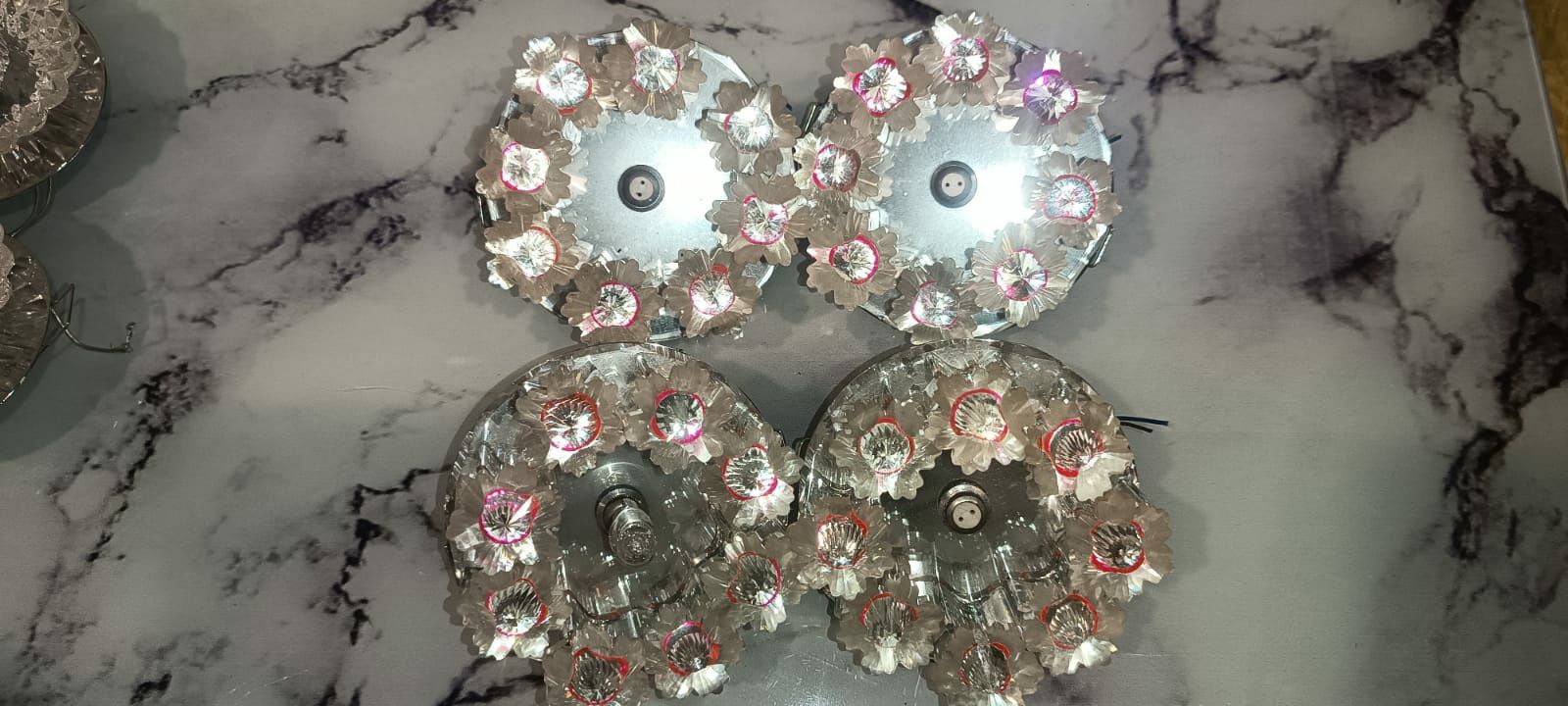 Продам софиты, разные цена 200 тнг/шт.