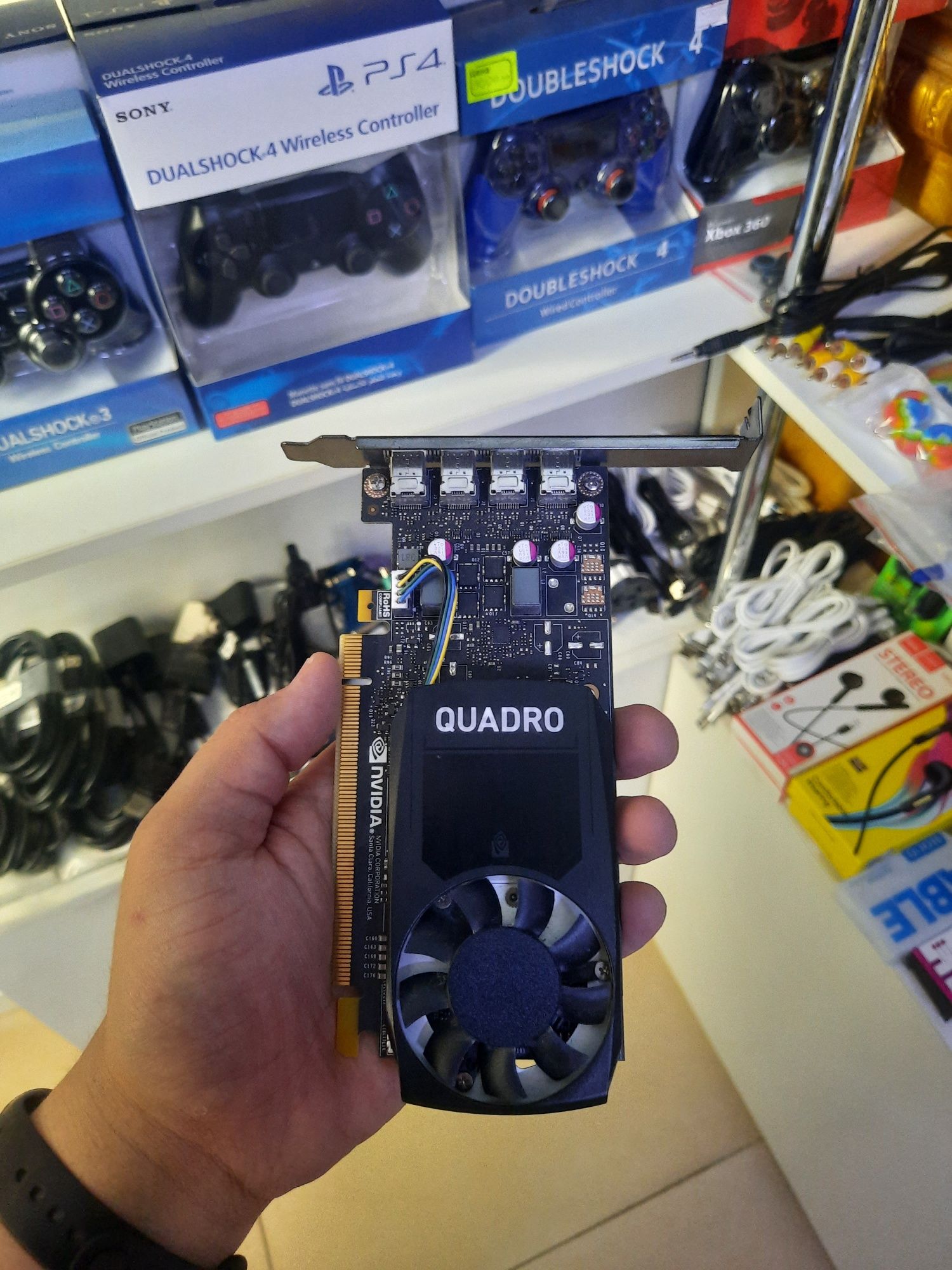 Видеокарта Quadro P1000 - 4 gb.