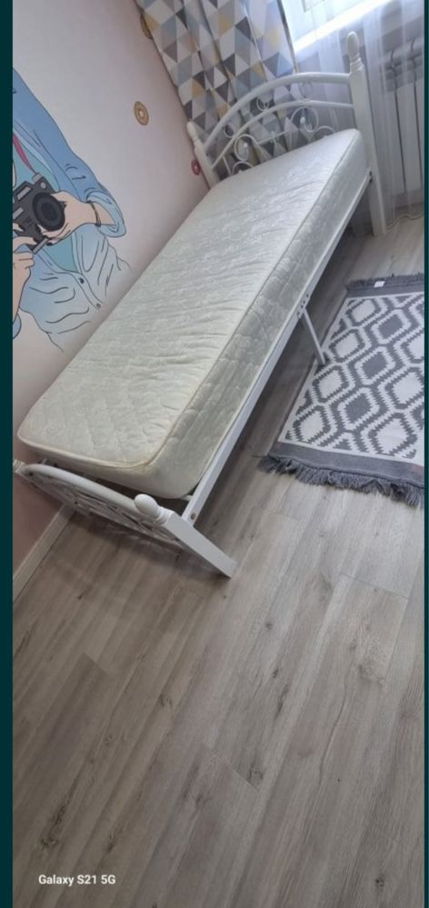 Продам кровать подростковую