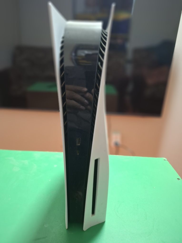 Playstation 5 почти новый