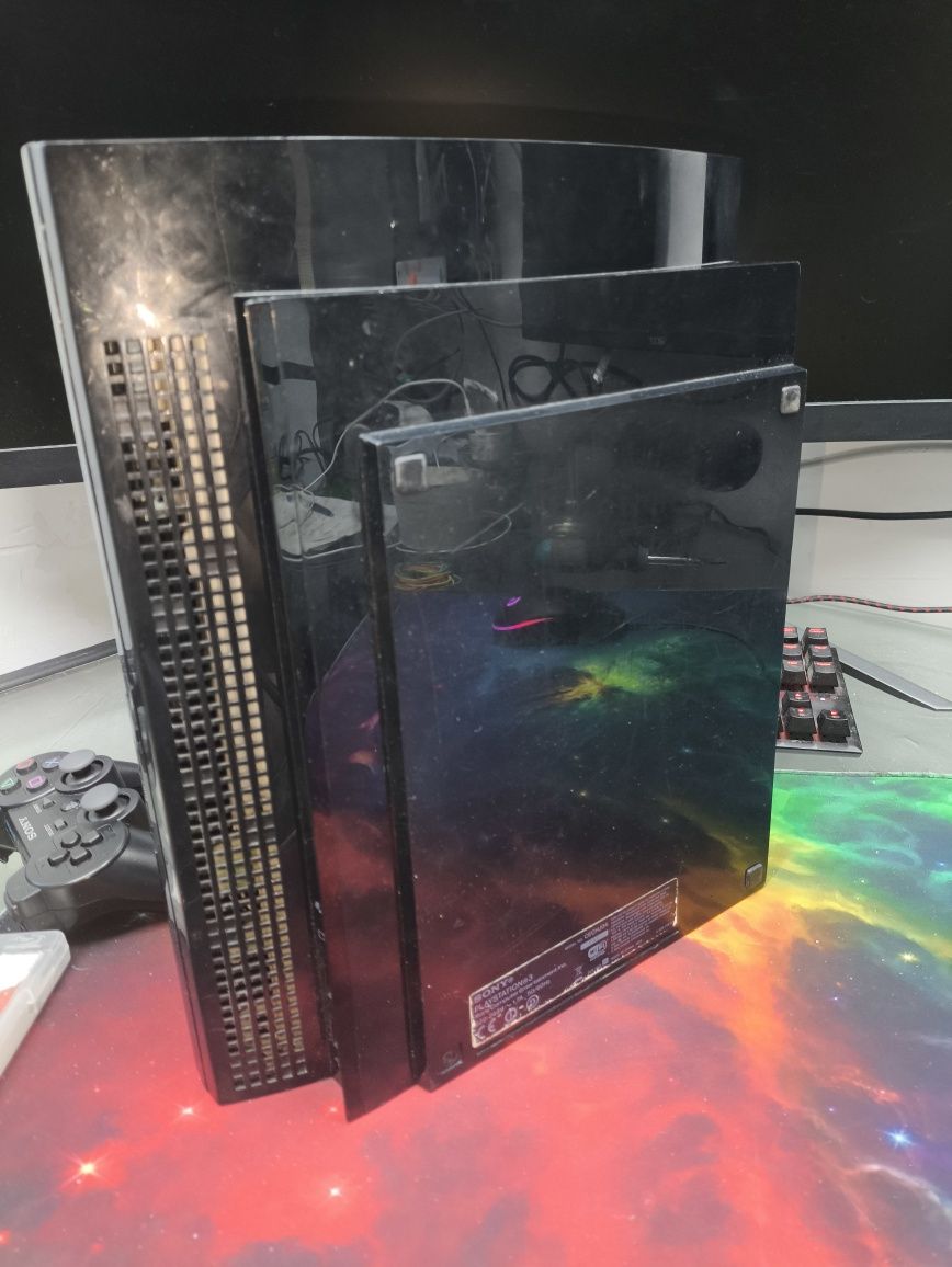 PS3 FAT 500GB/2 Геймпада/3диска/полный комплект/Ред.