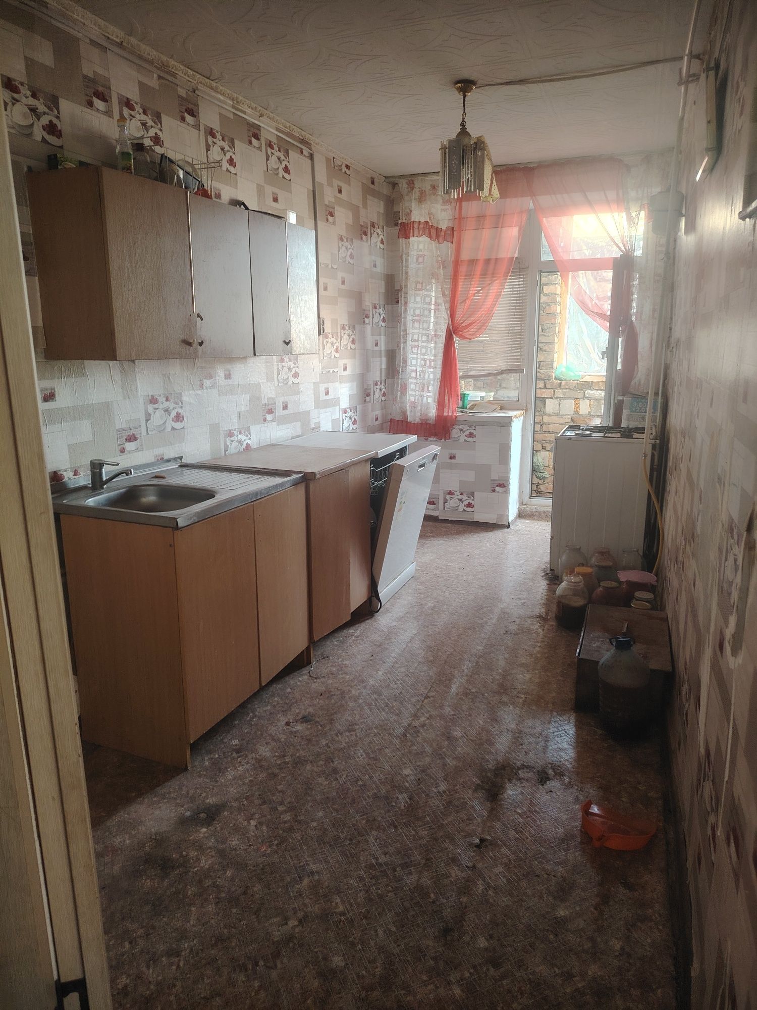 2 бөлмелі үй сатылады