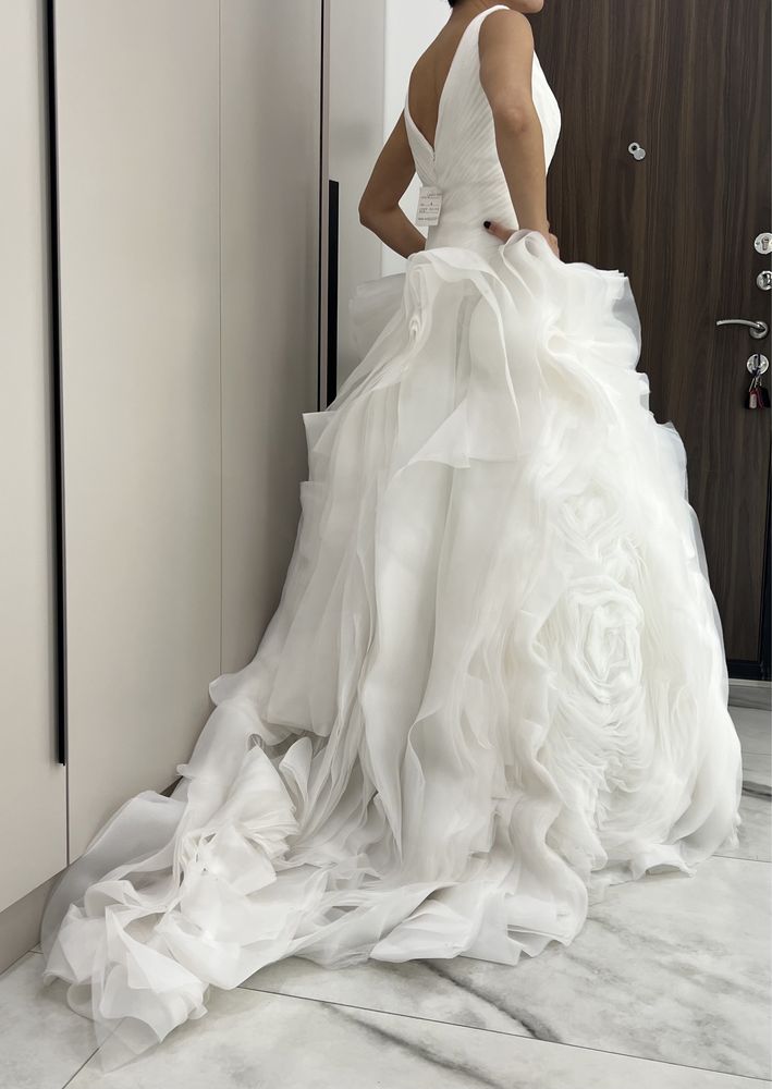 Свадебное платье Vera Wang (новое с этикетками, оригинал из США)
