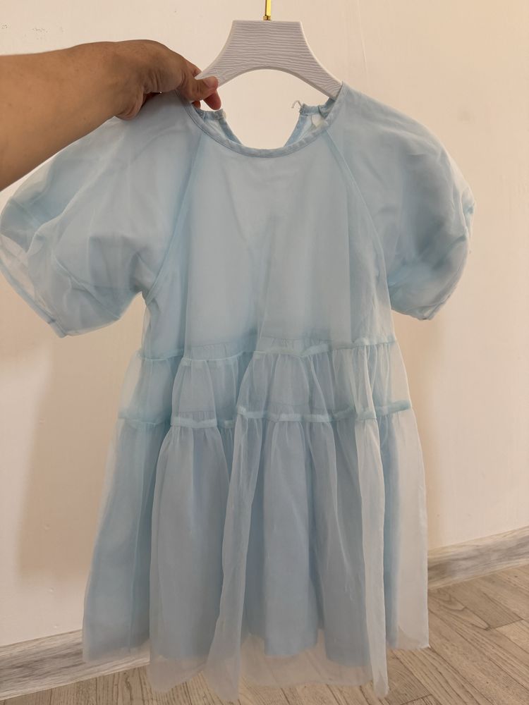 продам детские платья