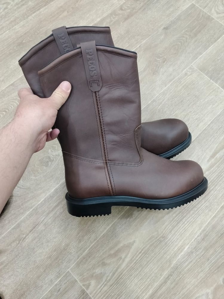 Продам спец обувь