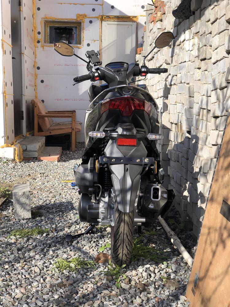 Скутер Honda Click новый